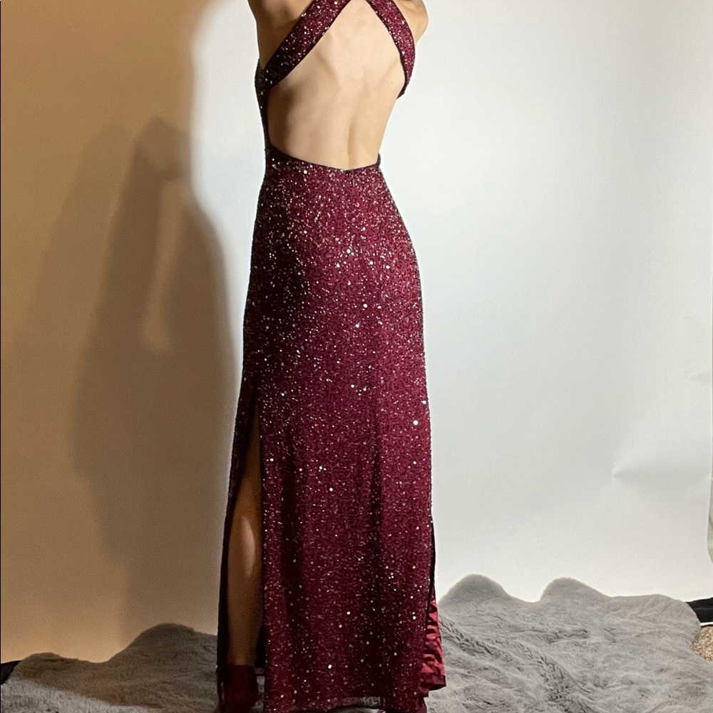 Small/ Medium Scala Beaded Gown Red - Picture 5 of 7